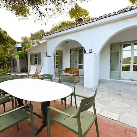Villa Pefko House *